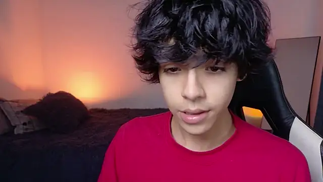 Alan26  online show from 04-18-26, 07:18