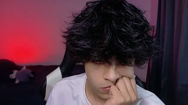 Alan26  online show from 04-18-26, 01:30