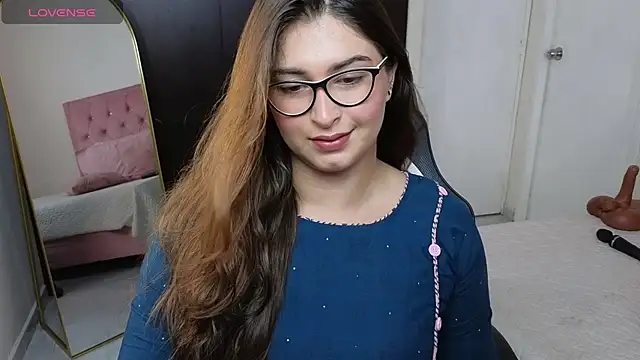 adara lennox online show from 04-10-26, 08:16