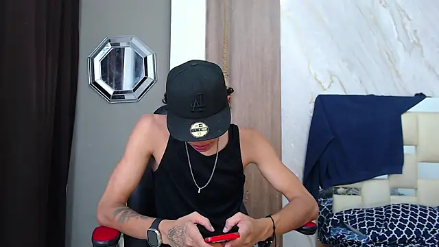 Snapshot of Harry_jhonsson chatting on 06-14-26, 02:24 Harry jhonsson online show from 06-14-26, 02:24