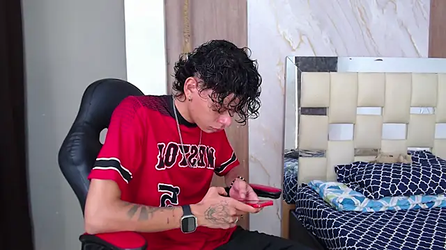 Snapshot of Harry_jhonsson chatting on 06-16-26, 09:48 Harry jhonsson online show from 06-16-26, 09:48