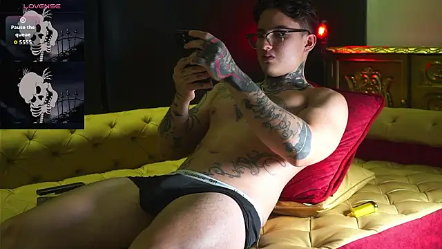 dantecoppolaa  online show from 03-30-26, 12:01