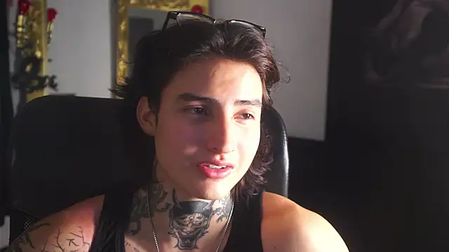 dantecoppolaa  online show from 03-12-25, 11:01