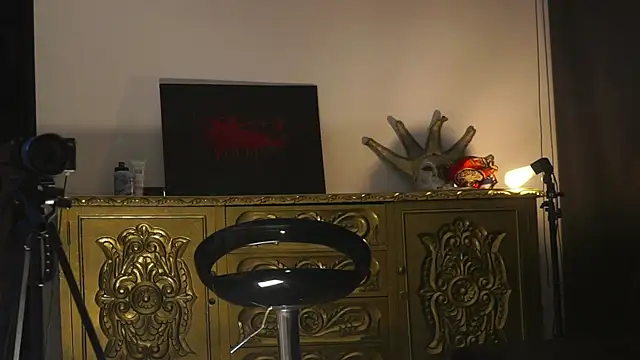 dantecoppolaa  online show from 09-26-25, 12:50