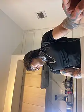 dantecoppolaa  online show from 09-16-25, 01:06