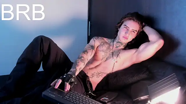 dantecoppolaa  online show from 03-09-25, 04:22