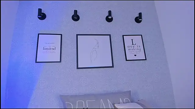 Snapshot of Natasha_harper chatting on 07-11-26, 12:27 Natasha harper online show from 07-11-26, 12:27
