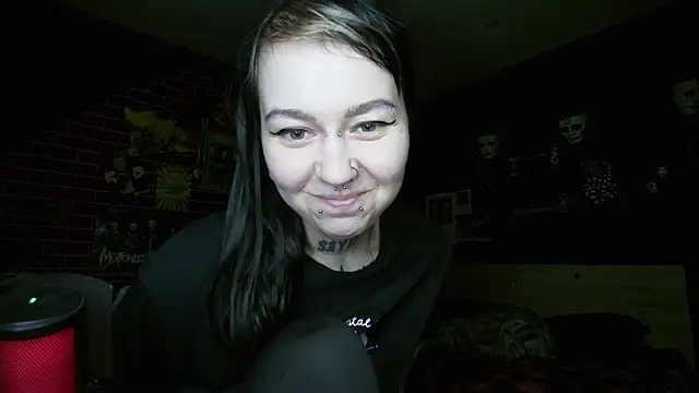 MoorderxDoll online show from 07-08-26, 10:21