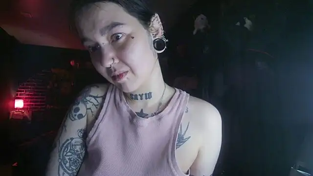 MoorderxDoll online show from 02-16-25, 11:39