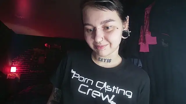 MoorderxDoll online show from 03-16-25, 09:26