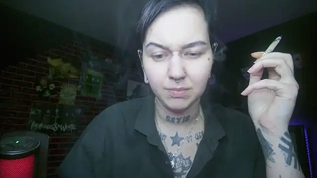 MoorderxDoll online show from 02-28-26, 11:04