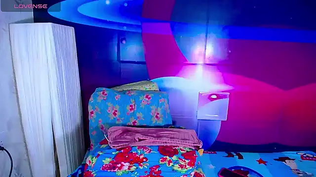 Cristalxxts online show from 01-08-26, 06:36