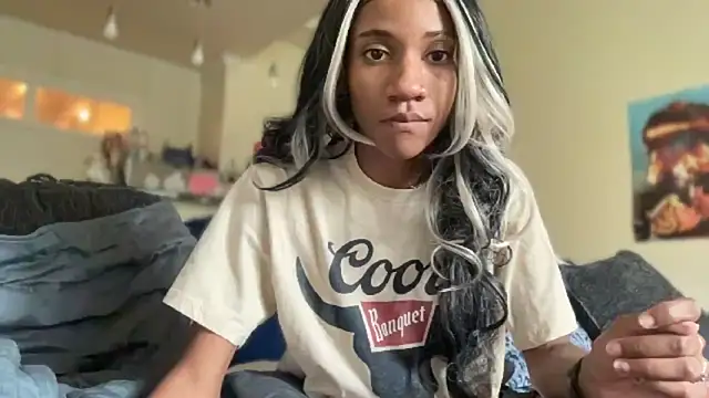 Snapshot of cutiesigh chatting on 09-10-25, 05:56 cutiesigh online show from 09-10-25, 05:56