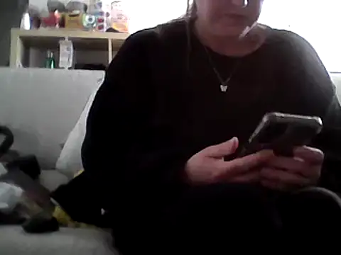 Snapshot of DragoneSFR chatting on 03-06-25, 07:25 DragoneSFR online show from 03-06-25, 07:25