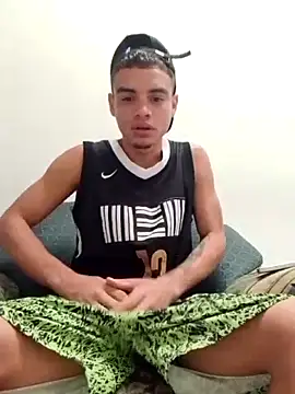 mailo bronw online show from 04-28-26, 02:32