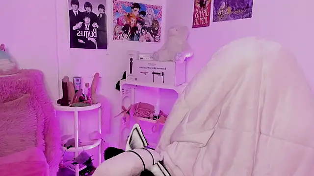 Sachi Meow online show from 11-08-25, 11:14