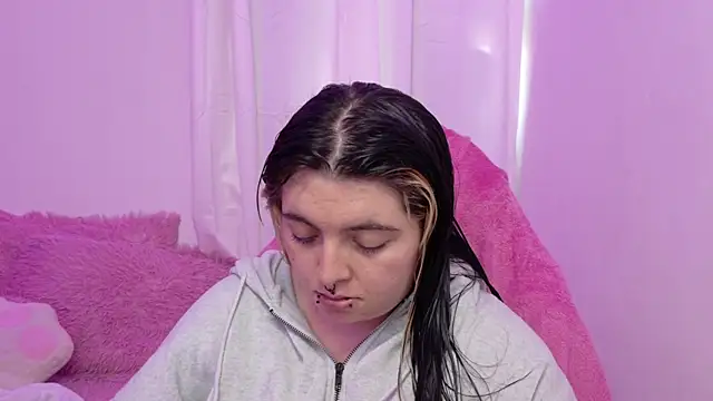 Sachi Meow online show from 04-05-26, 05:19