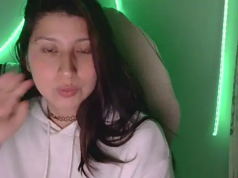 has Zky online show from 02-07-26, 05:04