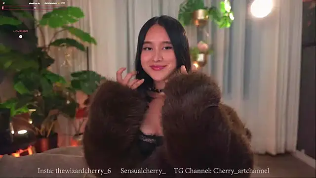 Snapshot of Miss_beee chatting on 11-20-25, 12:55 Miss beee online show from 11-20-25, 12:55