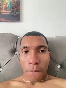 Aaronblack1  online show from 04-08-26, 12:06