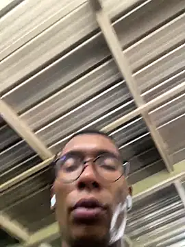 Aaronblack1  online show from 05-25-26, 05:11