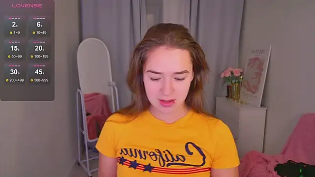 LovelyJessie online show from 01-09-26, 01:51