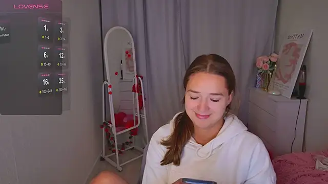 LovelyJessie online show from 02-21-26, 01:46