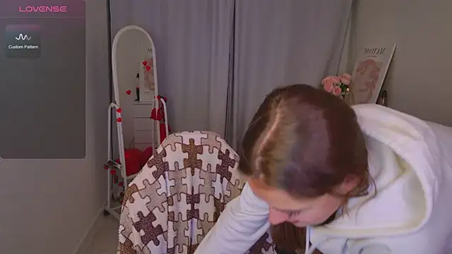 LovelyJessie online show from 02-20-26, 01:57