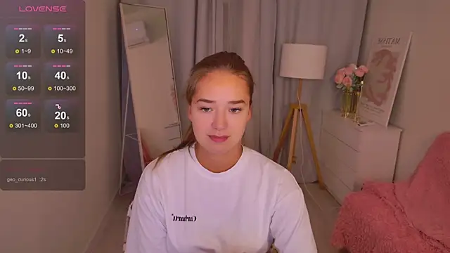 LovelyJessie online show from 04-10-26, 02:02