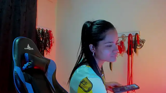 scarlet-kennedy98 online show from 10-25-25, 03:38