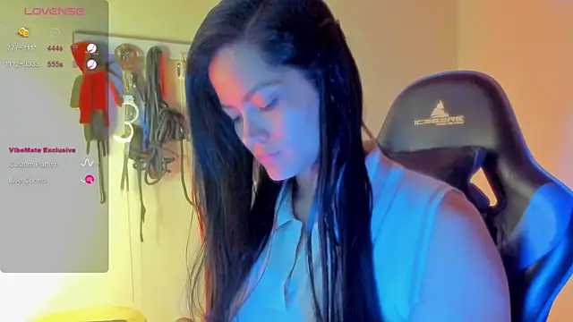 scarlet-kennedy98 online show from 04-28-26, 08:57