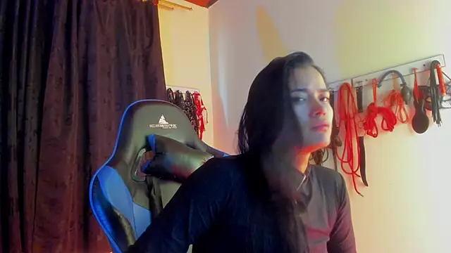 Snapshot of scarlet-kennedy98 chatting on 10-16-25, 08:17 scarlet-kennedy98 online show from 10-16-25, 08:17