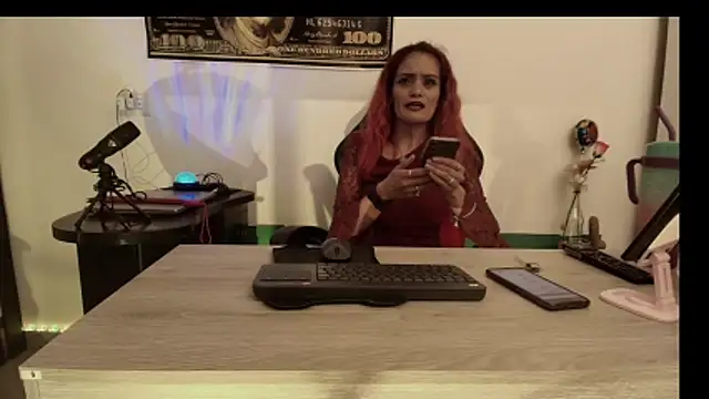 Julieta Wall  online show from 04-07-26, 12:34