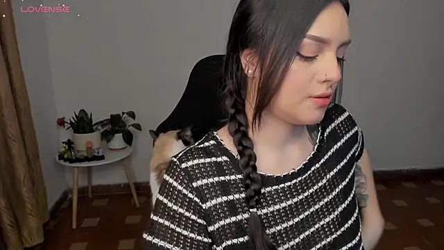 Snapshot of anaveleeez chatting on 02-02-25, 11:32 anaveleeez online show from 02-02-25, 11:32