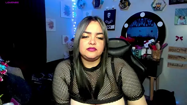 Snapshot of Luise_Meyrink chatting on 03-15-25, 06:47 Luise Meyrink online show from 03-15-25, 06:47