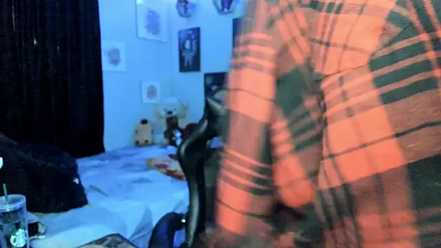 Luise Meyrink online show from 11-06-25, 03:32