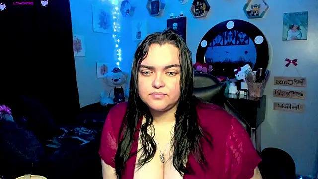Snapshot of Luise_Meyrink chatting on 03-12-25, 04:08 Luise Meyrink online show from 03-12-25, 04:08
