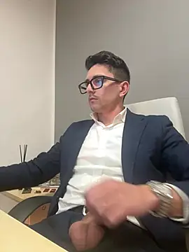 Snapshot of masterboss_ chatting on 02-03-26, 01:05 masterboss online show from 02-03-26, 01:05