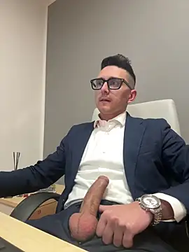 Snapshot of masterboss_ chatting on 02-23-26, 12:50 masterboss online show from 02-23-26, 12:50