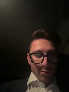 masterboss  online show from 10-21-25, 07:35