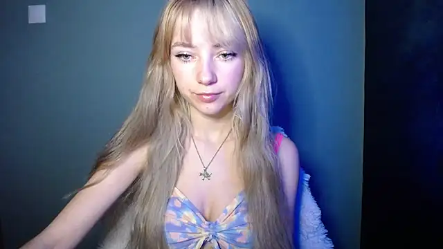 LuciaYoung online show from 11-14-25, 07:56