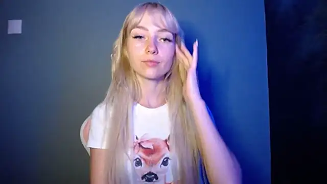 LuciaYoung online show from 05-31-26, 06:09