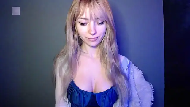 LuciaYoung online show from 01-31-26, 07:34