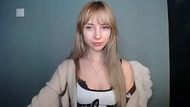 LuciaYoung online show from 01-17-26, 07:56