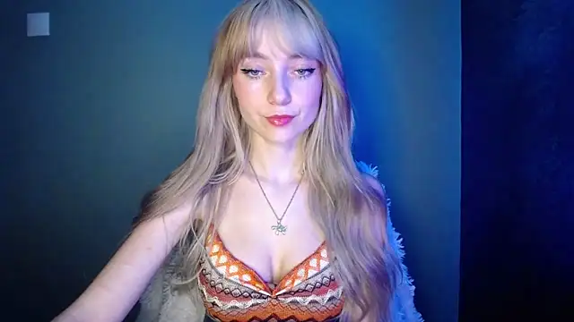 LuciaYoung online show from 11-09-25, 08:02