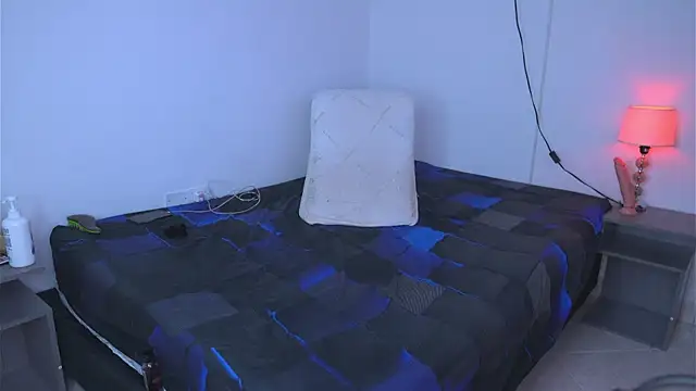 argiee taylorxs2 online show from 09-14-25, 01:17