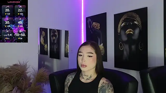  brenna hanson online show from 03-09-26, 07:17