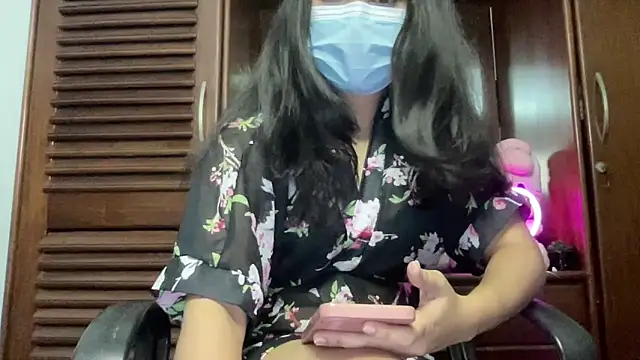 Princess Lily online show from 10-04-25, 01:23