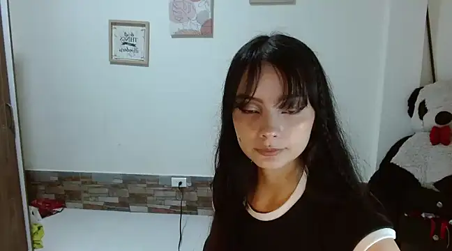 Snapshot of _annie_rosse chatting on 01-14-25, 07:43  annie rosse online show from 01-14-25, 07:43