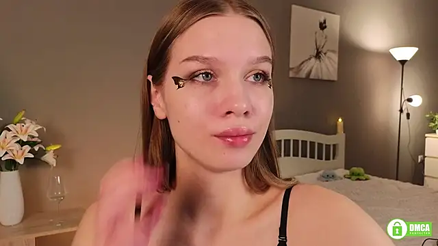 Snapshot of CutieBeauty chatting on 12-07-24, 02:30 CutieBeauty online show from 12-07-24, 02:30